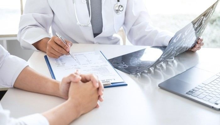 Какие симптомы могут свидетельствовать о кисте яичка?