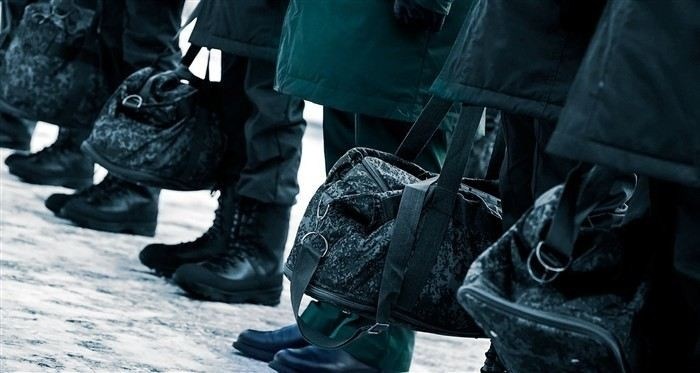 Как определяется право на получение лекарств и медицинских изделий