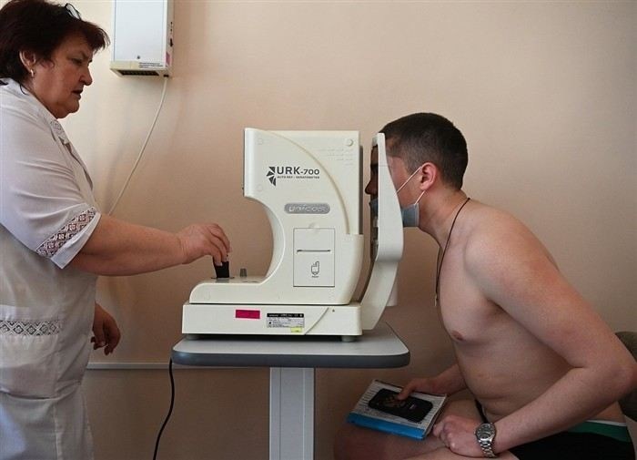 Какие документы нужно предоставить при явке в военный комиссариат в 18 лет?