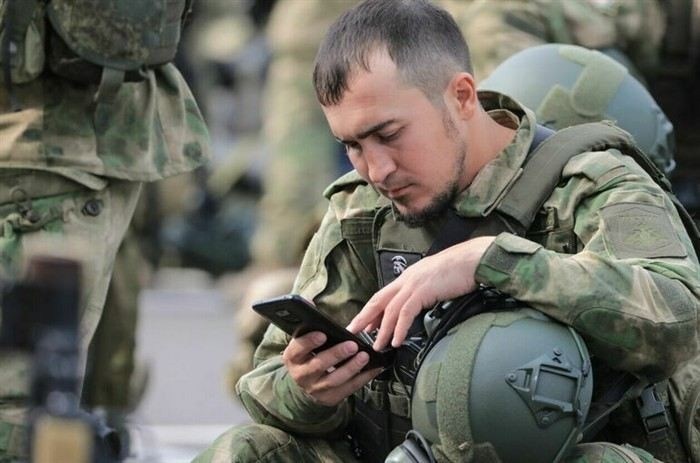Почему ограничено использование гаджетов в войсках