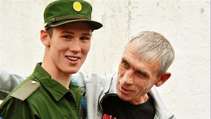 Как родителям поддержать сына, который уходит в армию