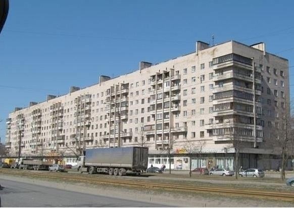 Паспорт здания по адресу Пражская, 46: Архитектура и история