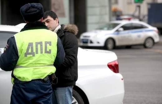 Как работают видеокамеры, фиксирующие нарушения ПДД на военных номерах