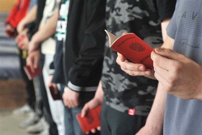 Прокуратура Московской области разъяснила правомерность отказа в отсрочке многодетным отцам